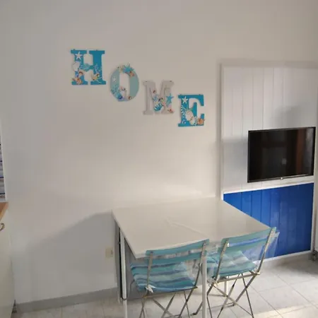 Azzurro Mare By Elba Holidays Апартаменты *