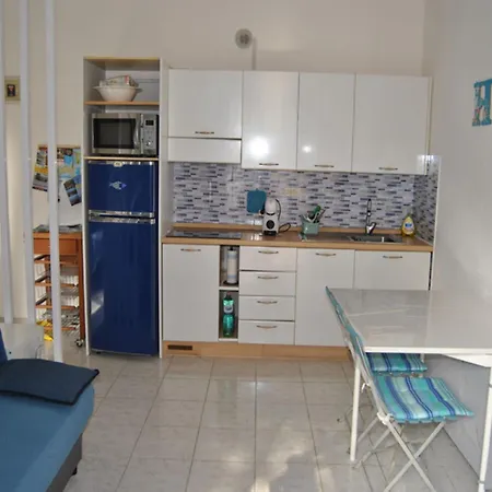 Azzurro Mare By Elba Holidays Апартаменты Порт-Аццурро